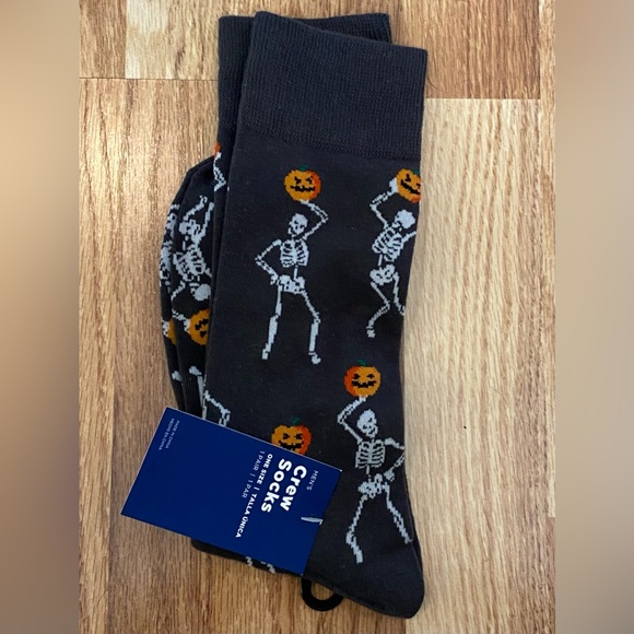 Men’s Halloween Skeleton Crew Socks - Black NWT - Picture 1 of 4